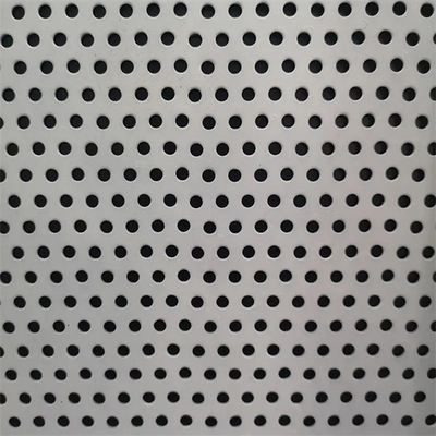 le GI plongé chaud de 0.5mm/GL a perforé l'argent de feuille pour la construction SGCC