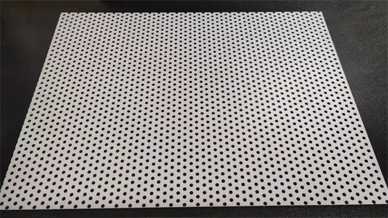 feuille perforée en aluminium AA1060, AA1100, AA3003 de 0.8mm noir et blanc