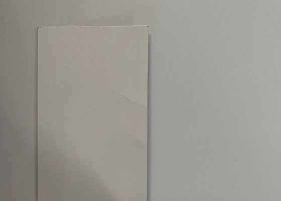 Bobine en acier de PPGI galvanisée par 0.45MM avec le BLANC de LICORNE arrière de peinture du micron 5-12